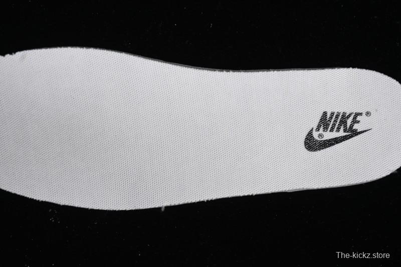 Stussy x Nike Dunk Low SB Sneakers in Beige Black Swoosh - SJ2068-252