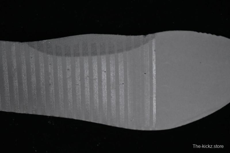 Nike Zoom Vomero 5 Retro Casual Running Shoes with EVA Midsole Cushion - FZ8361-100