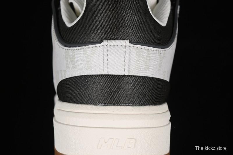 New York Yankees Chunky Liner Mid Denim Monogram Sandals with Velcro Closure and Thick Sole - 3ASXCHL4N50GRS