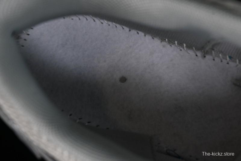 New Balance 1906 Series Retro Dad Style Casual Running Shoes with T-Beam Outsole and Exposed Cushioning - M1906AG