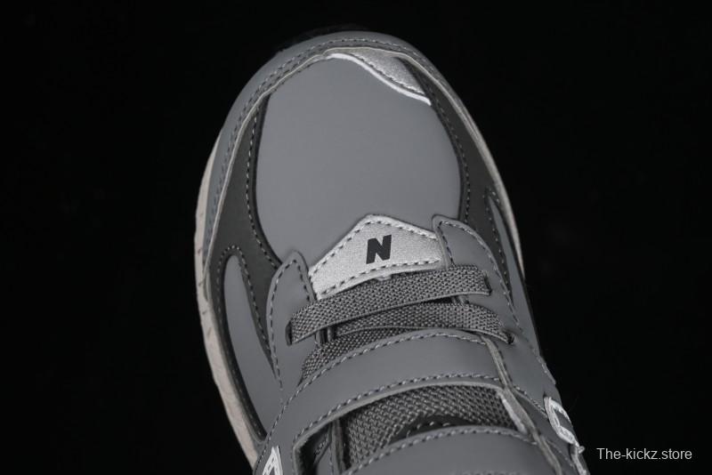 New Balance 2002R Series Kids' Hook & Loop Warm Lined Shoes - PV2002RG