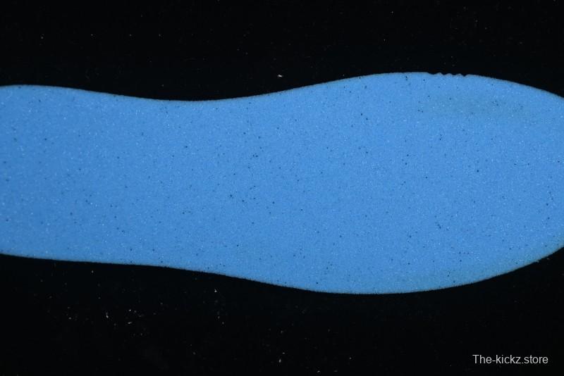 Adidas Originals Campus 00s Retro Casual Sneakers with Chunky Silhouette - ID6140