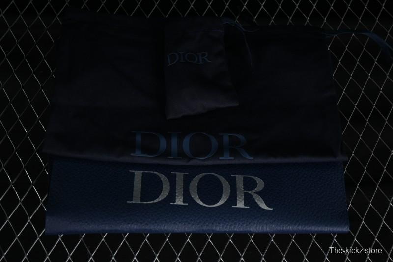 Dior B30 Sneakers with Reflective CD30 Logo - CD鞋