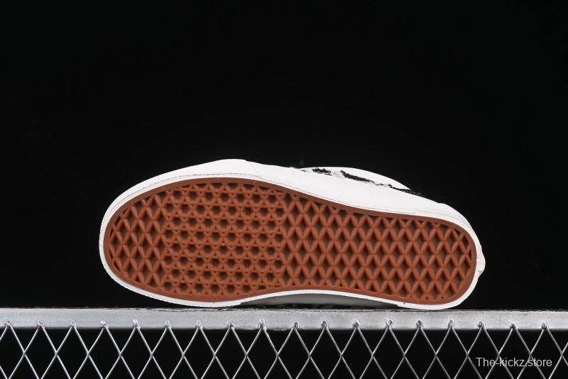 Vans Classics Knu Skool Retro Skate Shoes with Enhanced Cushion and Breathable Mesh - VN0A5JM2BA21