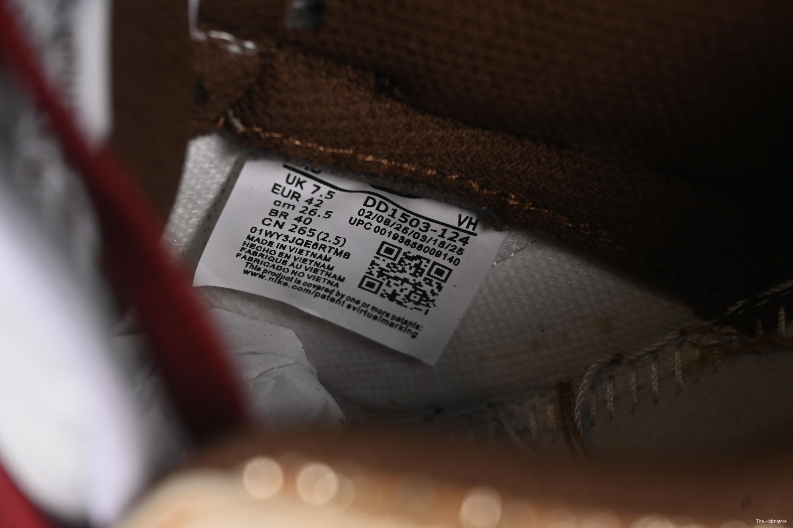 Nike Dunk Low Retro Casual Sneakers in Brown and Sail with Panda Mischief CNY Snake Year Design - DD1503-124