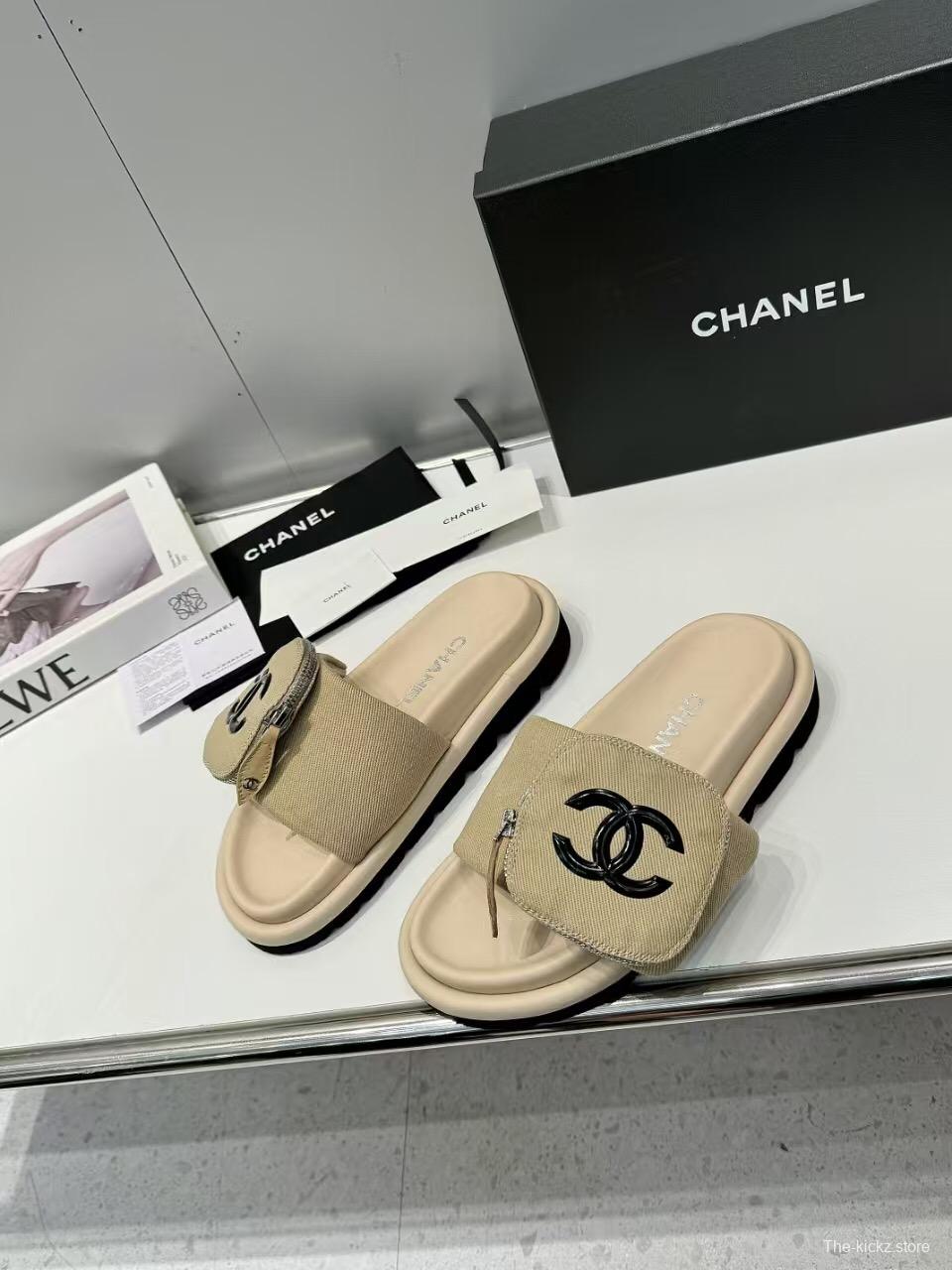 2025 Slippers Chanel Beige Canvas Slippers