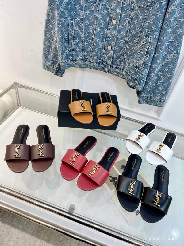 2025 Women Yves Saint Laurent Black Leather Slippers LY00180