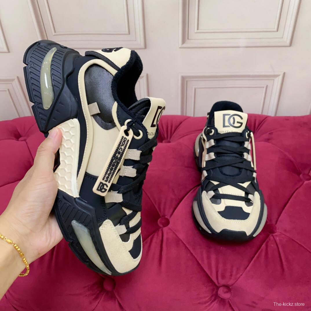 2025 Unisex Dolce & Gabbana Black Beige Leather Sneakers DG LY00340