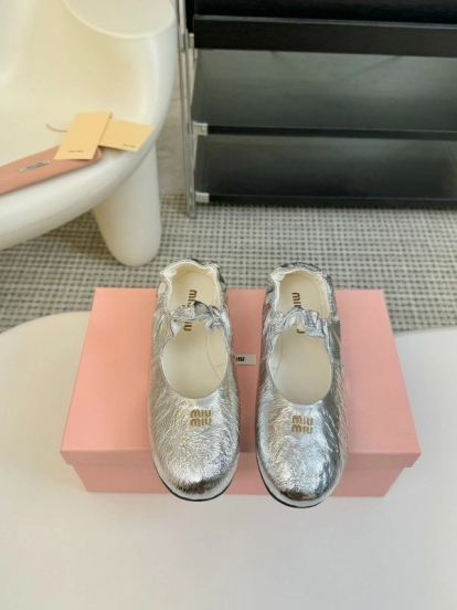 2025 Women Miu Miu Silver Calf Leather Mary Jane KFY00300