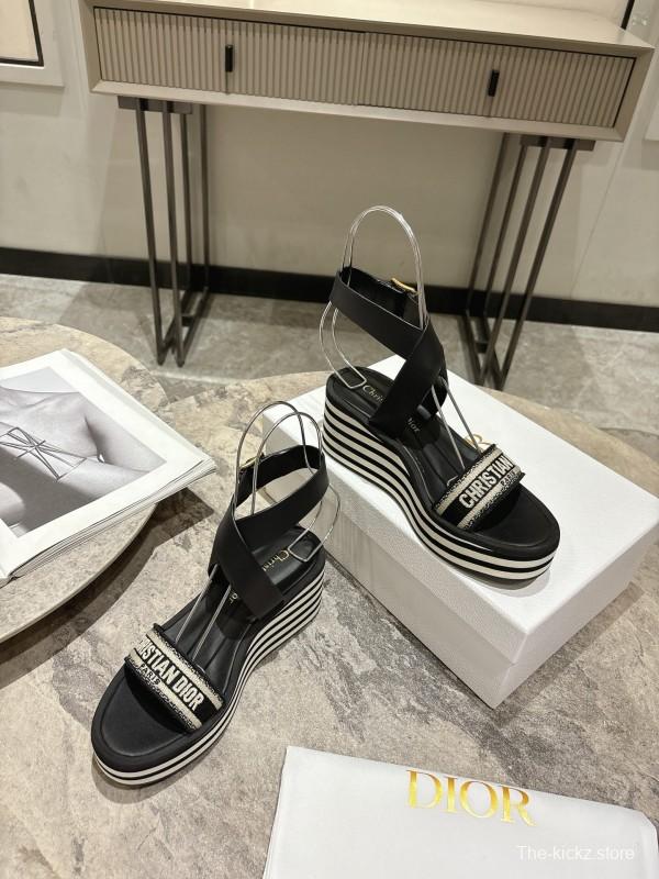 2025 Women Dior Black Leather Sandals Christian Dior Logo KFY00280