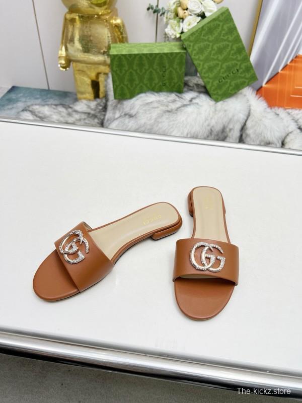 2025 Gucci Camel Leather Slippers GG Buckle MJ00190/225