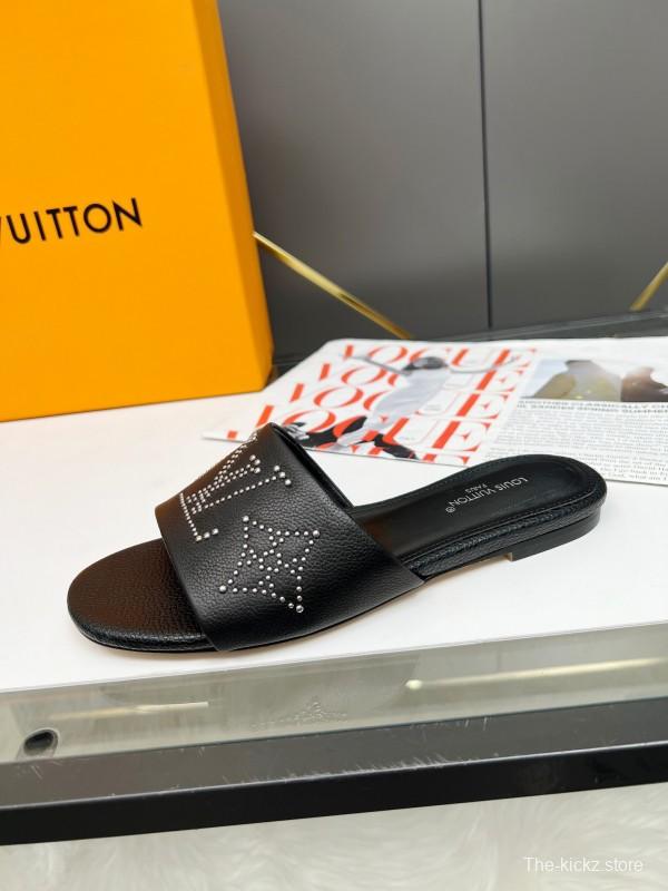 2025 Women Louis Vuitton Black Lambskin Slippers Riveted LY00200