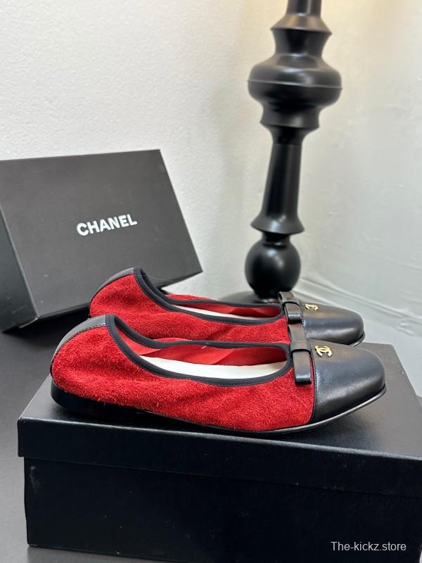 2025 Women CHANEL Red And Black Lambskin Ballet Flats Classic Bow Detail CC Logo LY00360(F)