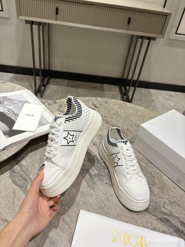 2025 Women Dior White Leather Sneakers Star Detailing KFY00330