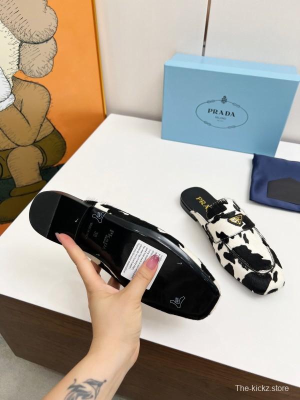 2025 Women Prada Black White Calf Hair Loafers LY00260