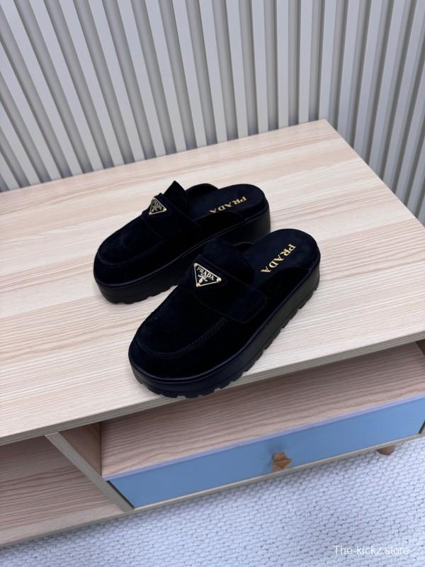 2025 Women Prada Black Suede Loafers Slip-On KFY00280