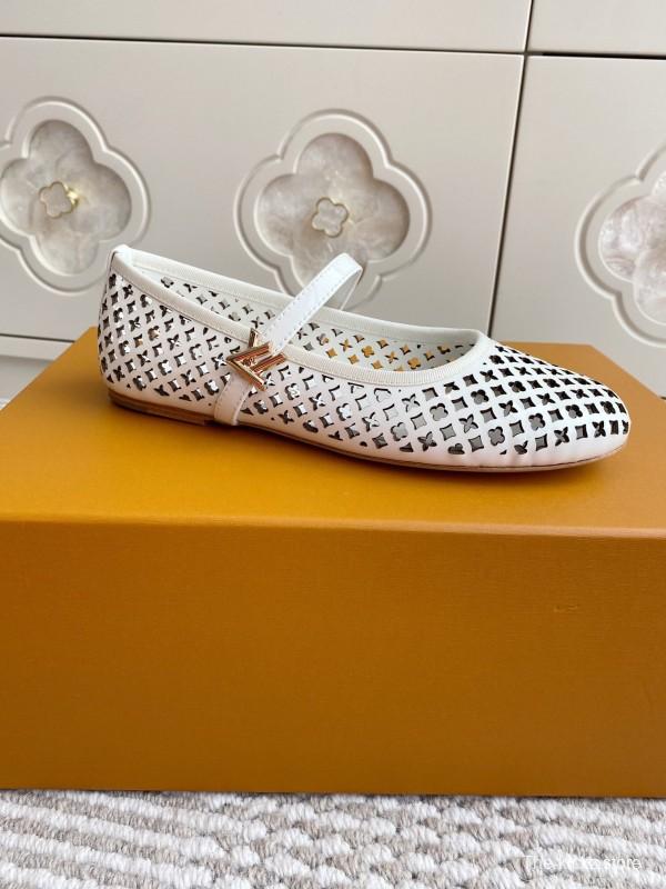 2025 Women Louis Vuitton White Leather Mary Jane Perforated KFY00310