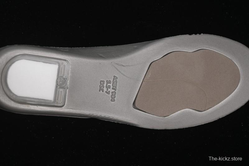 Nike SB Dunk Low Pro Skateboarding Shoes with Parachute Beige Design - HJ0367-200