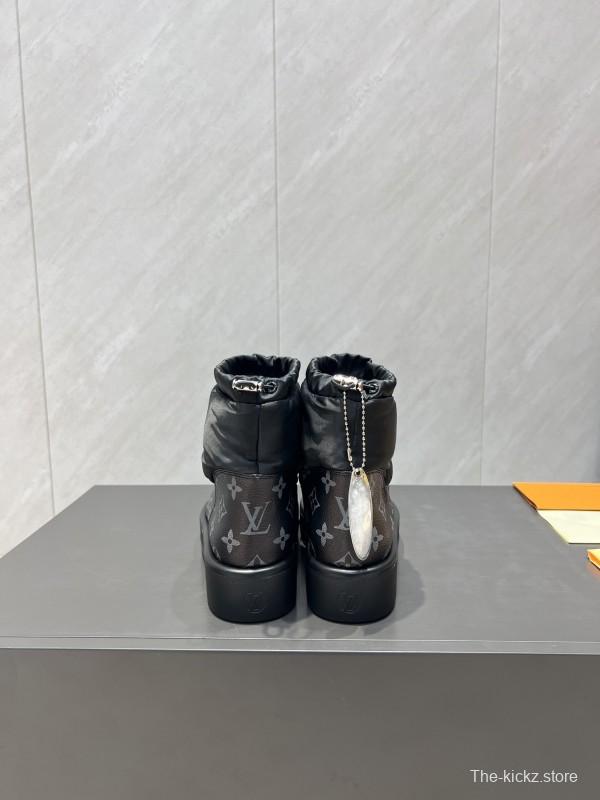 Louis Vuitton Fall/Winter 2025 Snow Boots Series Round Toe Thick Sole Down-Filled Snow Boots - KFY00310