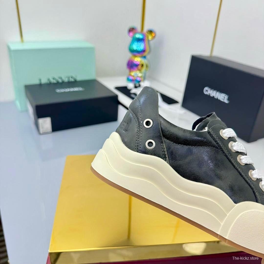 Chanel 2025 SS Panda Loafers Bread Shoes Original Calfskin - LY00320