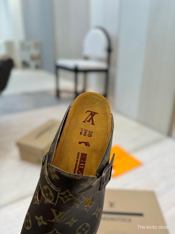 Louis Vuitton Boston Closed-Toe Soft Sole Mule Slippers - KFY00300