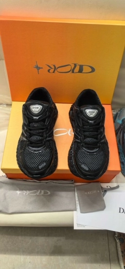 Dior B35 Chunky Dad Sneakers - B35