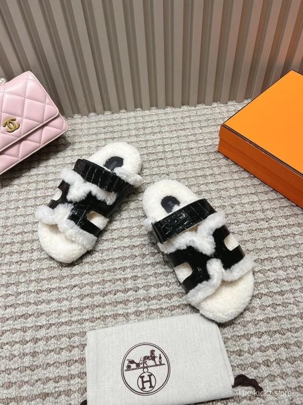 H Sandals 2025 SS Collection Lightweight Summer Flip Flops - LY00280