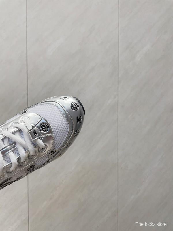 Chanel Silver Horn King II Casual Series Sneakers - KFY00330
